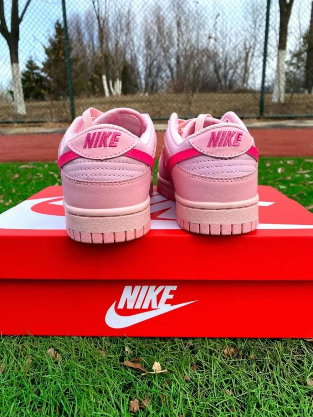 Nike Dunk Low Pink Foam Hyper Pink GS Sneakers Brand New Original Box